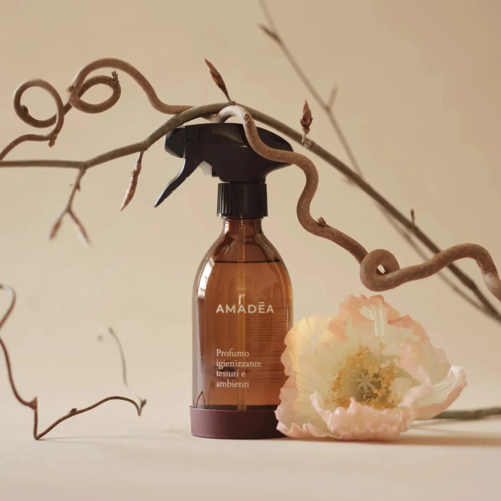 Profumo "Ambre" - Igienizzante tessuti e ambienti 300ml AMADĒA HOME