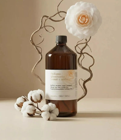 Profumo "Cotone di Camelia" igienizzante tessuti e ambienti - Ricarica da 1L AMADĒA HOME