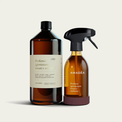 Kit Profumo "Ambre": igienizzante tessuti e ambienti 300ml + 1 Litro AMADĒA HOME