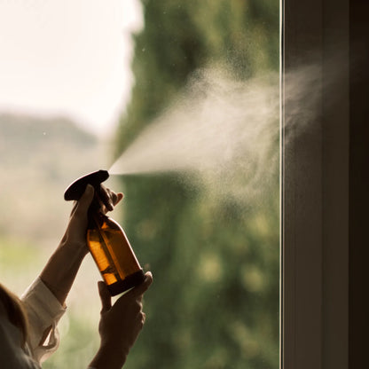 Profumo "Classic" igienizzante tessuti e ambienti 300ml